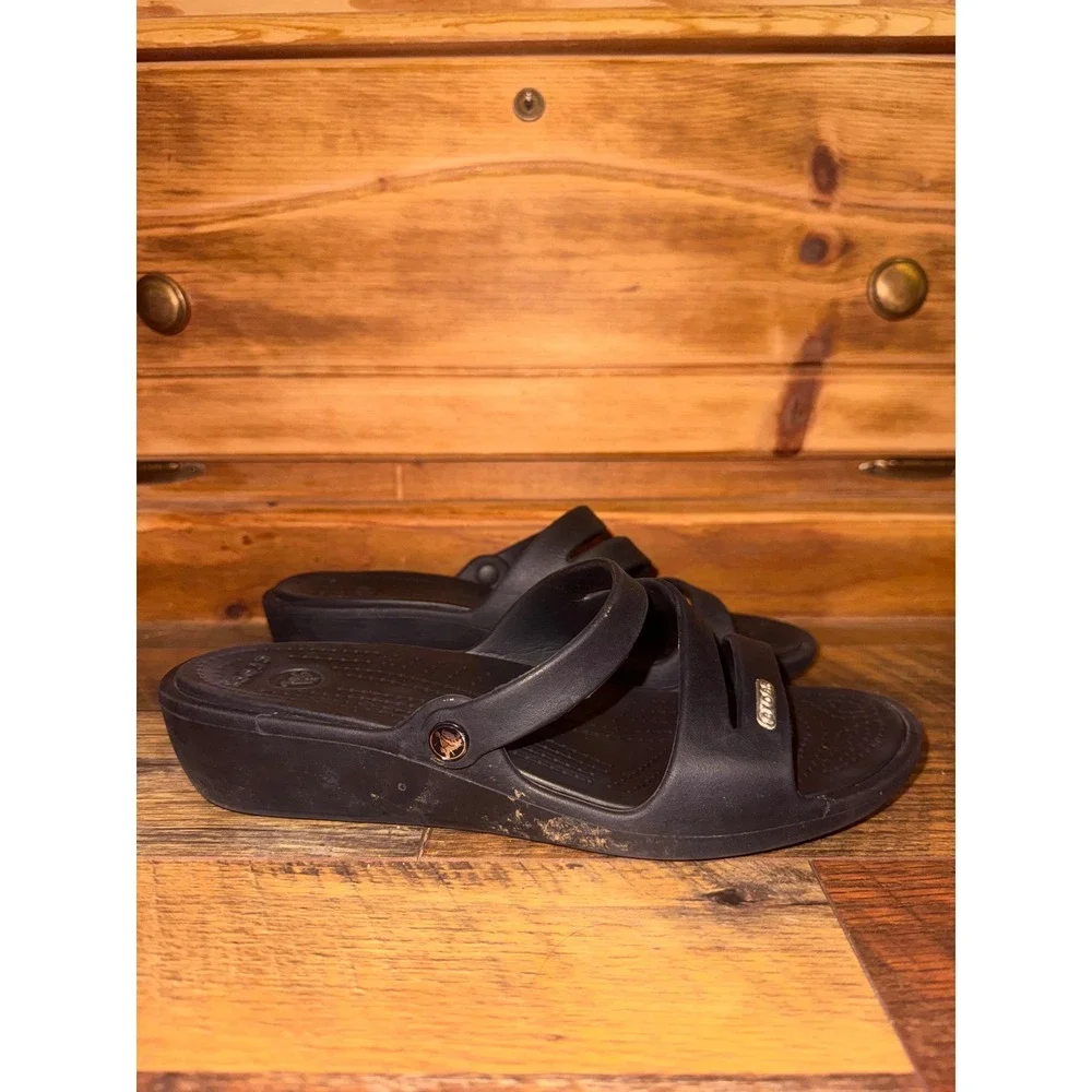 Crocs Patricia Black Wedge Strappy Sandals Women's Size 8 Comfort Casual Summer